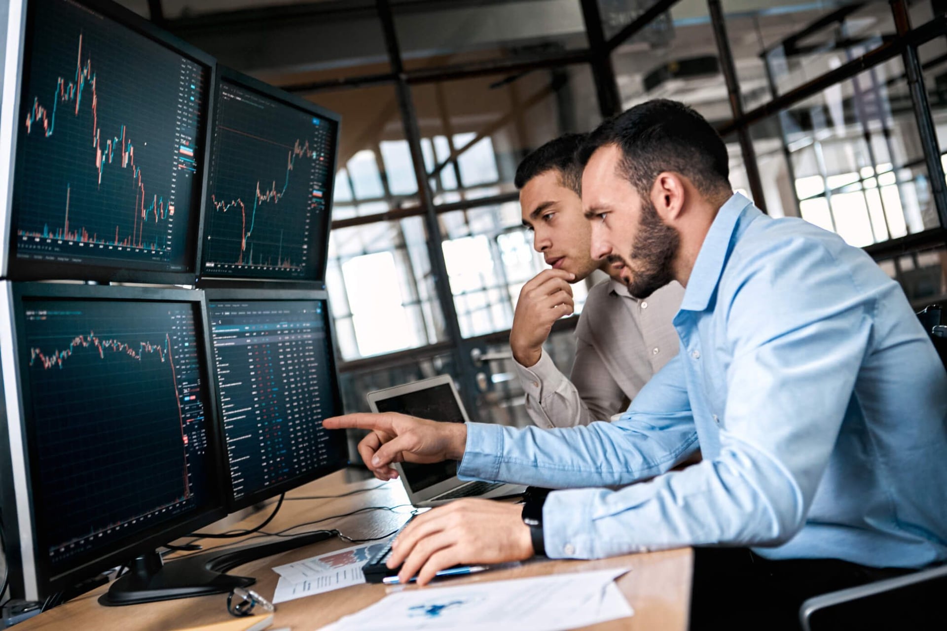 Nearshore Team working together to create a custom AI Solutions